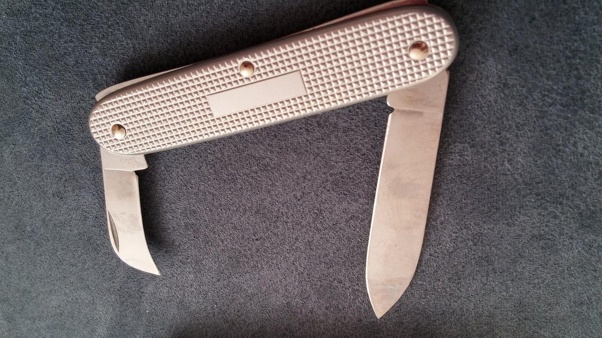VICTORINOX(ビクトリノックス) ナイフ スイスアーミー 【国内正規品 保証付】