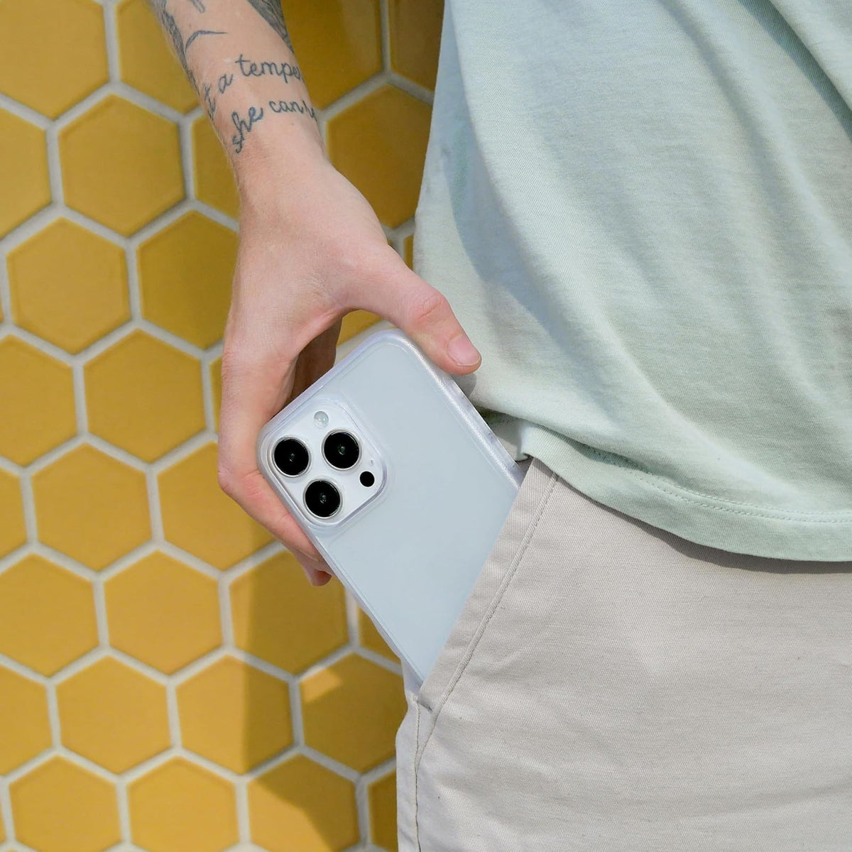 Smartish® - Funda Delgada para iPhone 15 Pro, Ligera, Protectora, con Agarre Fino y protección contra caídas para Apple iPhone 15 Pro, Transparente
