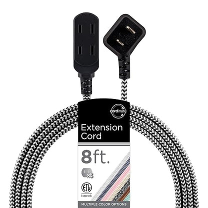 Cordinate Designer, Extension Electrica de 3 salidas polarizadas, Cable Trenzado de 2.4 m (8 pies), Sistema de Seguridad para Trabar, Enchufe Plano, Certificacion ETL, Blanco/Negro, 1 paquete, 39984