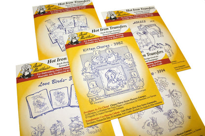 Aunt Martha's Patrones de transferencia de planchado para costura, bordado o pintura de tela, bonitos patrones de animales vintage para paños de cocina o acolchado, juego de 5