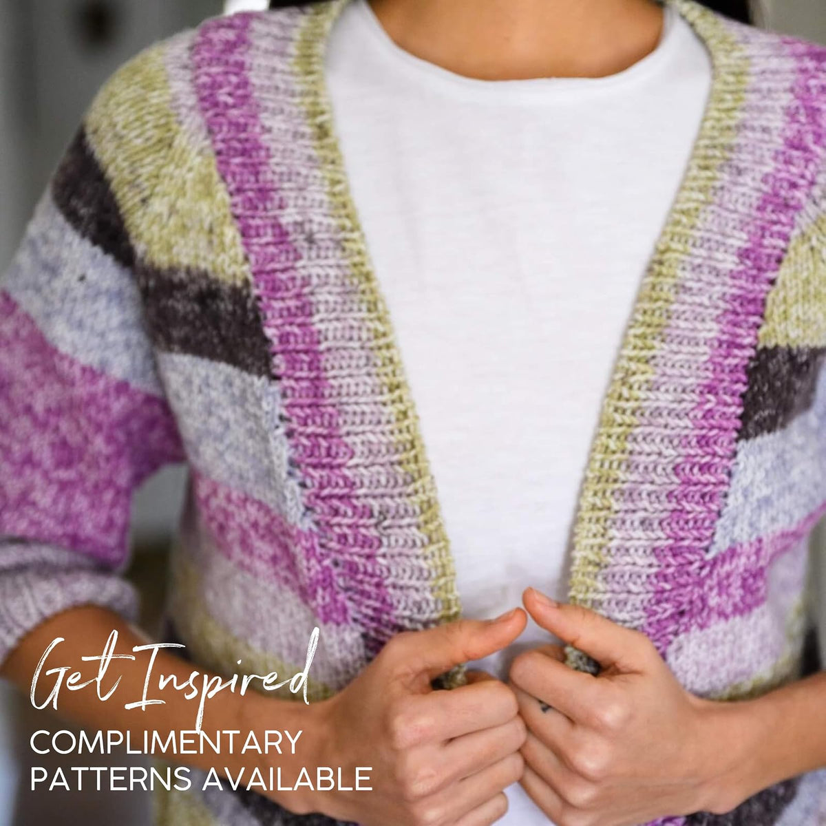 Lion Brand - Hilo de mandala ombré con colores vibrantes, hilo suave para ganchillo y tejer, mantra, 1 paquete