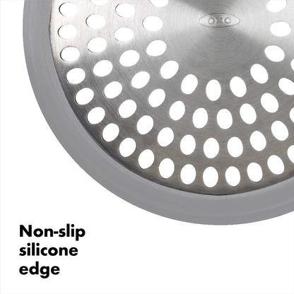 OXO Good Grips Protector de Drenaje para Tina | Acero inoxidable a prueba de óxido, borde de silicona antideslizante, se adapta a desagües de ducha estándar