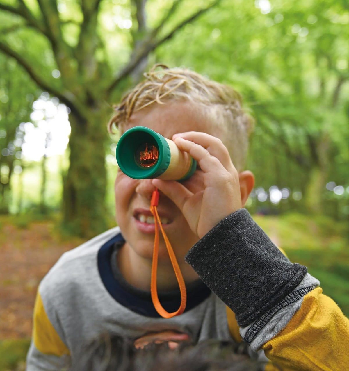 Hape - Telescopio Ajustable | Equipo espía de bambú para niños con Aumento 8X