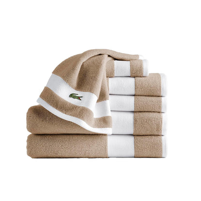 Lacoste Sport Stripe - Juego de toallas de algodón de lujo de 6 piezas, fabricadas con 100% algodón Supima suave, absorbente y de secado rápido, incluye 2 toallas de baño, 2 toallas de mano, 2 toallas - Arena