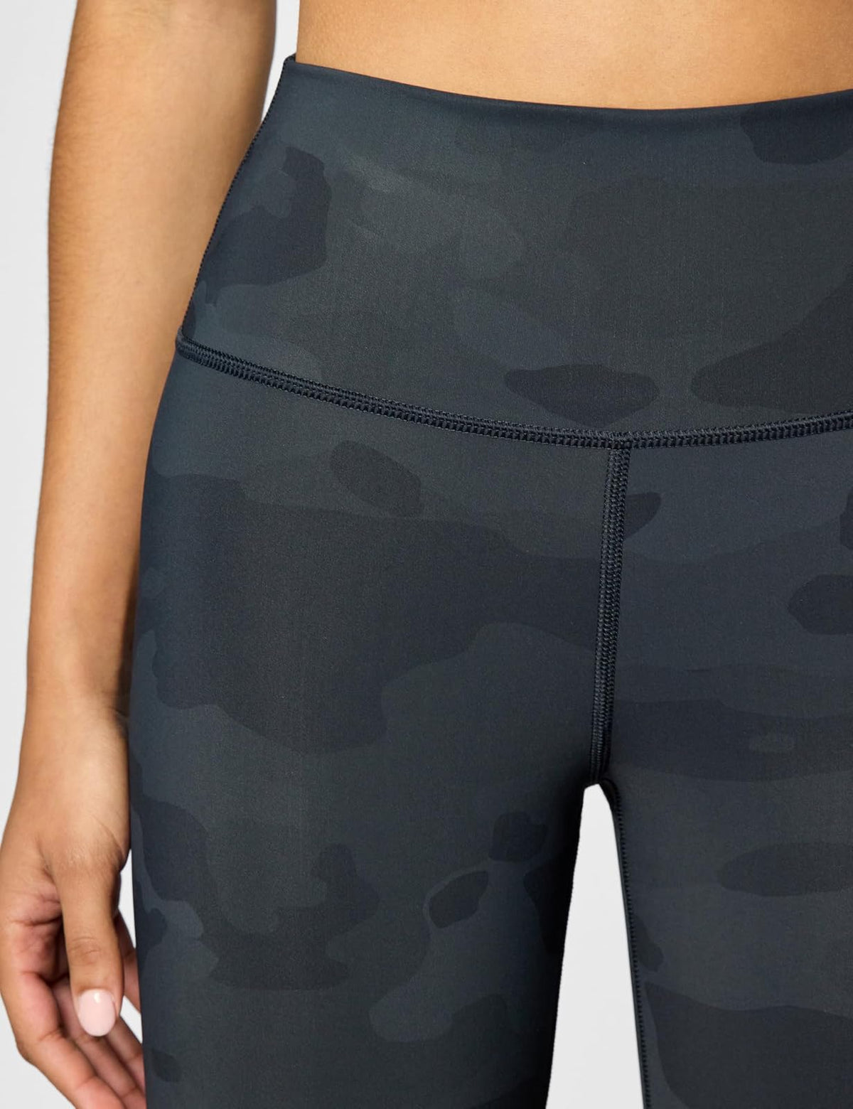Alo Yoga Pantalón Corto Vapor de Cintura Alta Pantalones Cortos Mujer