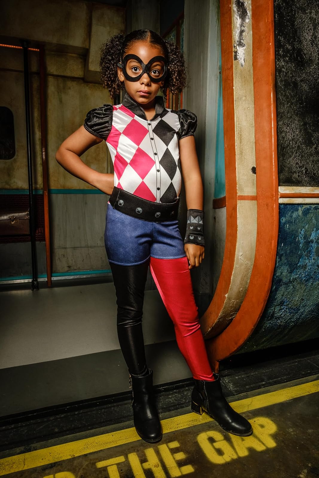 Rubie's - Disfraz de Harley Quinn de superhéroes de DC para niñas, tamaño mediano