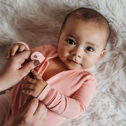 HonestBaby Organic Cotton Footed Sleep & Play Pajamas Mamelucos para bebs y Nios pequeosBebé-Niños