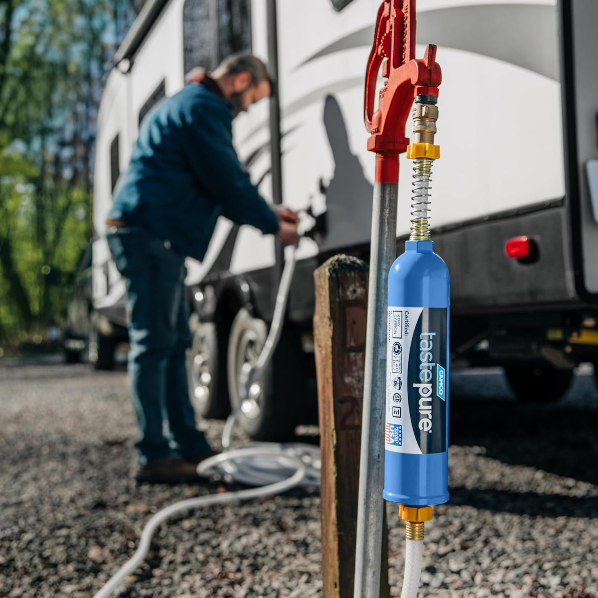 Camco Filtro de Agua Extra Grande: Reduce Mal Sabor, Olor, Sedimentos, Bacterias y Cloro - 1 Unidad - Filtro de Agua Potable para Caravana y Barco - Certificado Sin Plomo - 40019