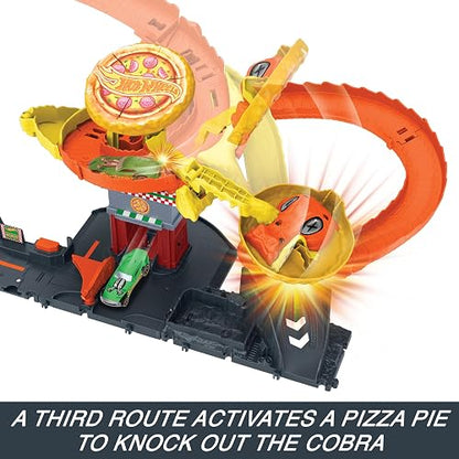 Hot Wheels City, Pista de Juguete Ataque de Cobra vs Pizzería, para niños de 3 años en adelante