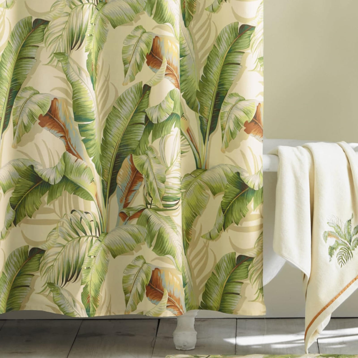 Tommy Bahama Palmiers, Shower Curtain, Medium Green