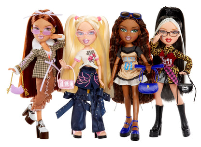 Bratz Stylin' Yasmin - Muñeca de Moda con Camiseta Personalizable Que Puedes Usar, Incluye Accesorios, Lindos Juguetes para Niñas