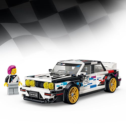 LEGO Speed Champions BMW M3 (E30) – Kit de Construcción para Niños y Niñas a Partir de 9 Años – Auto BMW de Juguete con Minifigura de Piloto – Réplica de Vehículo – 77263
