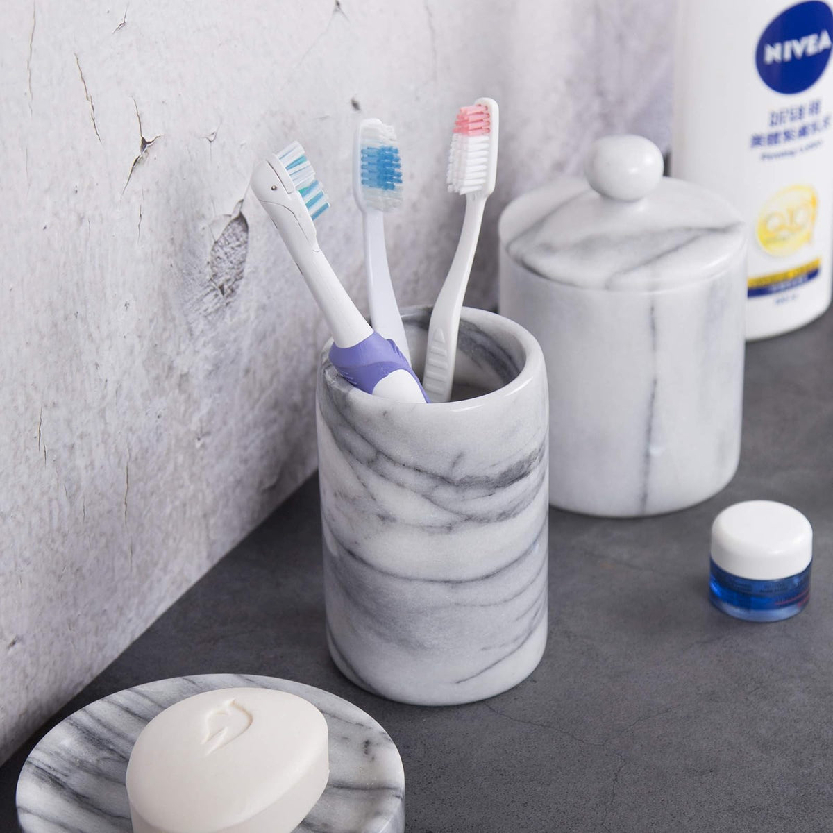 Creative Home - Soporte para Cepillo para Polvo de Dientes de mármol Natural, Organizador para encimera de baño, 8,4 cm de diámetro x 11,4 cm de Alto, Blanco Roto