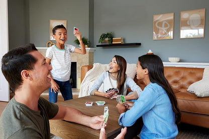 UNO Original Caja Metálica, Juego de Mesa Familiar de 2 a 10 Jugadores | Juego de cartas clásico para niños, adolescentes y noche de juegos familiares, tarjetas accesibles y personalizables para