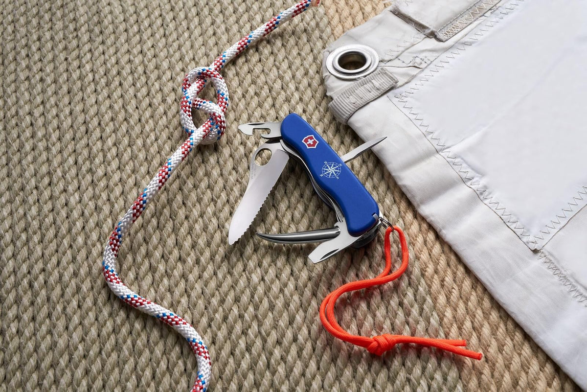 Victorinox Skipper Pro, Color Azul, 111 mm, 12 Usos