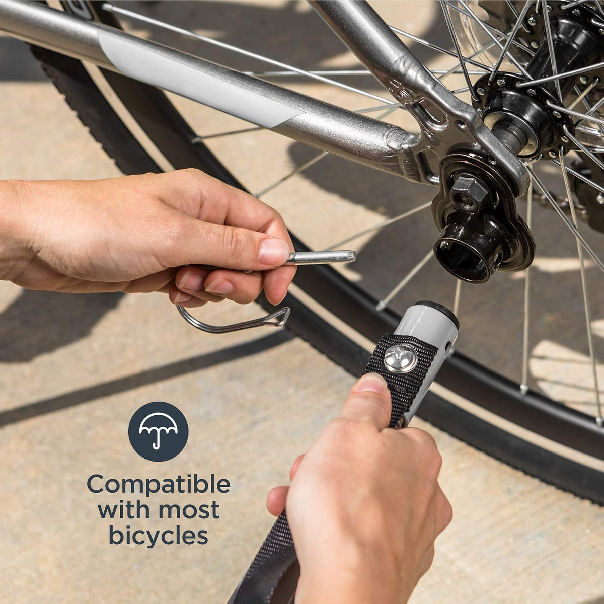 Schwinn - Acoplador de Enganche Compatible Tanto para Remolque de Bicicleta Instep, acopladores Planos y en ángulo para una Amplia Gama de portabicicletas, tamaños de Remolque, Modelos,