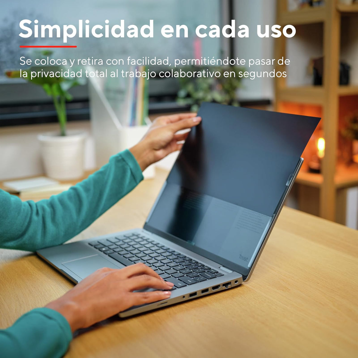 Trust Primo Filtro de Pantalla de Privacidad para Laptop 14" – Compatible con Pantallas Táctiles, Antirreflejos y Antiarañazos, Filtro de Luz Azul, Ángulo de Visión 60°
