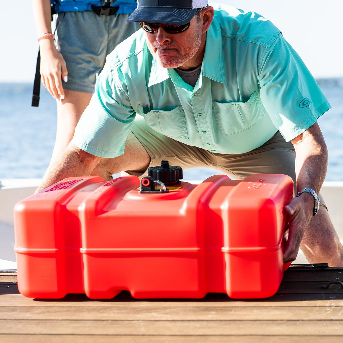 Scepter Marine 08667 Depósito de combustible rectangular - 9 galones, rojo