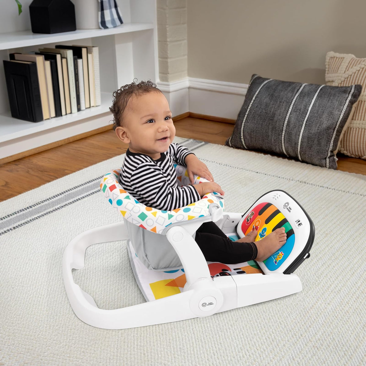 Baby Einstein Asiento de piso 4 en 1 Kickin' Tunes para Bebé, más de 50 melodías y frases, aprendizaje de colores y formas en 4 idiomas, 2 posiciones, piano desmontable, Unisex, a partir de 4 meses
