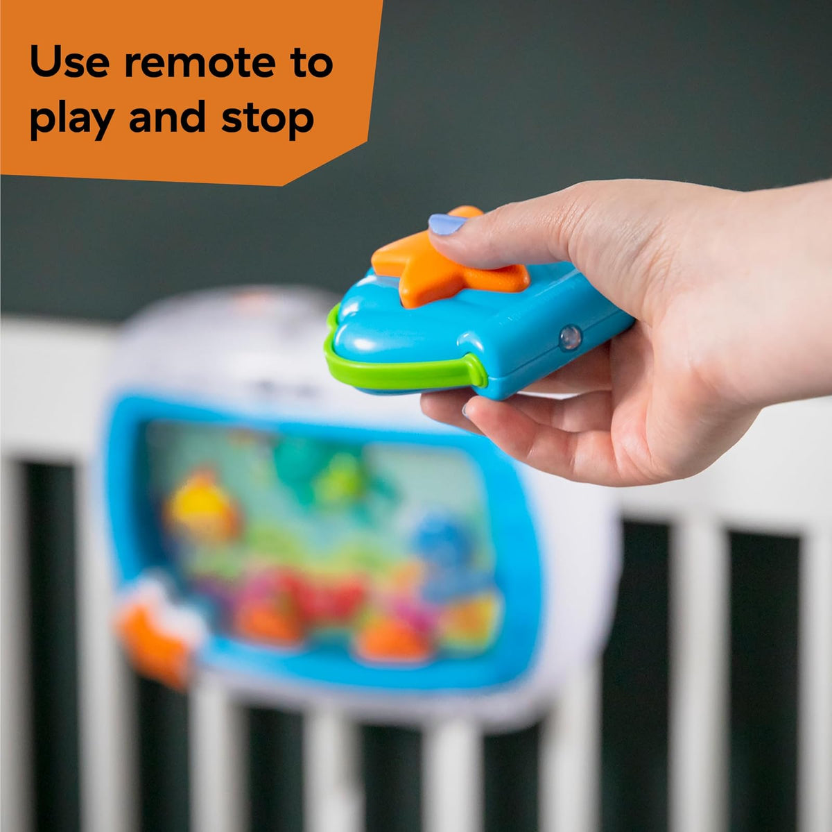 Baby Einstein Sea Dreams Soother - Juguete relajante con melodías y luces suaves para bebé, sonidos del océano, conciliador del sueño, incluye control remoto, fácil de sujetar a la cuna, a partir de 0 meses (Azul)
