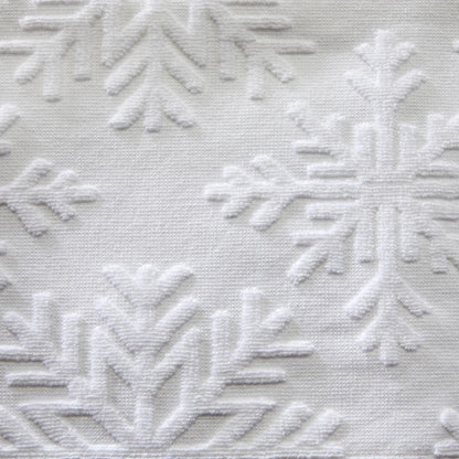SKL Home Juego de 2 Toallas de Mano con Copos de Nieve sutiles de Navidad/Invierno para baño/Cocina/Bar y Regalo, Blanco