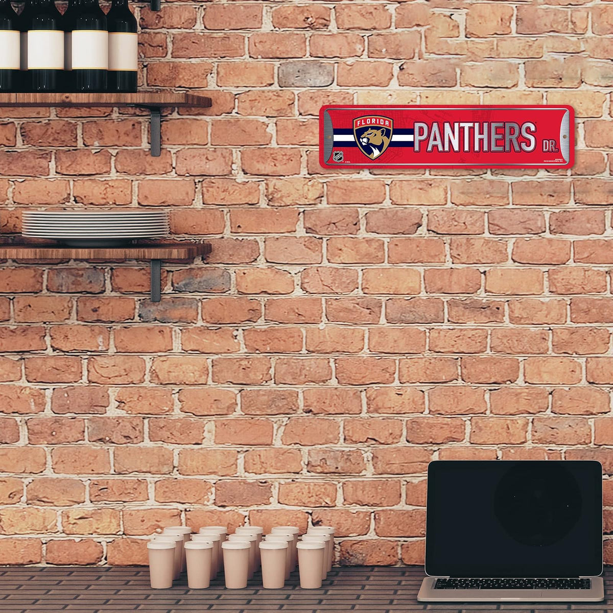 Rico Industries NHL Colorado Avalanche - Letrero de metal para decoración del hogar (4 x 15 pulgadas), ideal para el hogar, oficina, recámara y cueva de hombre, hecho en plata