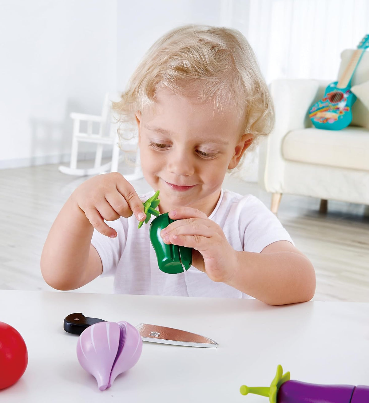 Hape , Accesorios de Cocina de Madera para Niños: Set de Verduras Realistas, Juego Educativo y Divertido para Explorar el Mundo de la Cocina. De 2 a 8 años. E3161