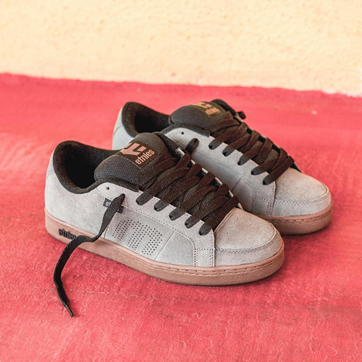 Etnies ((Kingpin)) Zapato para Patinar para Hombre