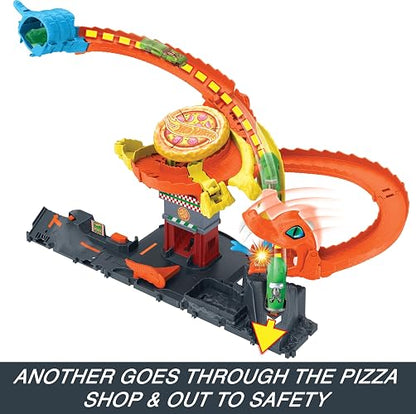 Hot Wheels City, Pista de Juguete Ataque de Cobra vs Pizzería, para niños de 3 años en adelante