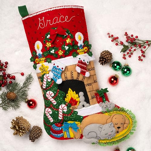 Bucilla - Apliques de fieltro para hacer medias de 45,7 cm, hogar de día festivo, perfecto para manualidades y manualidades, 89486E