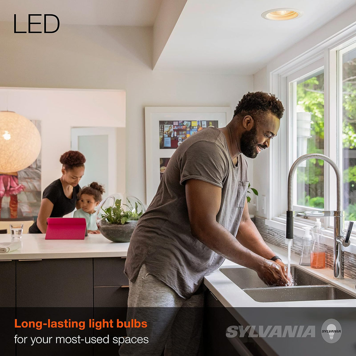 SYLVANIA - foco LED de inundación, equivalente a 65 W BR30, eficiente 8 W *, 10 años, regulable, acabado esmerilado, 650 lúmenes, blanco (40337), 2 unidades (paquete de 1)