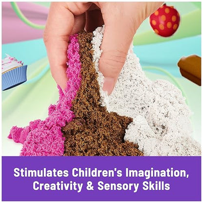 Kinetic Sand con Aroma, Set de Juego Fábrica de Helados y Postres con 3 Colores de Aroma Natural con Aroma y 6 Herramientas para Servir