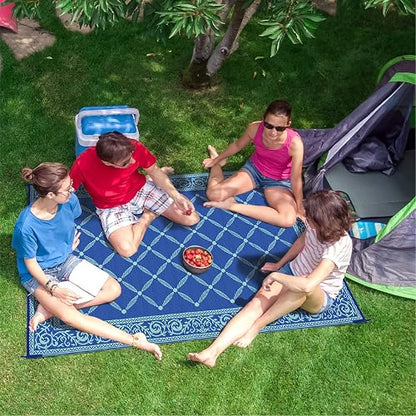 Stylish Camping 116093 - Tapete reversible de 6 pies por 9 pies, alfombra de paja de plástico, tapete grande para exteriores, RV, patio, patio, picnic, playa, camping (azul/verde claro)