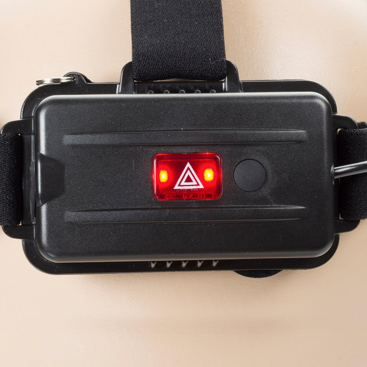 Cat CT4205 - Faro de enfoque LED CREE recargable de 380 lúmenes con cabeza angular ajustable (negro), pequeño