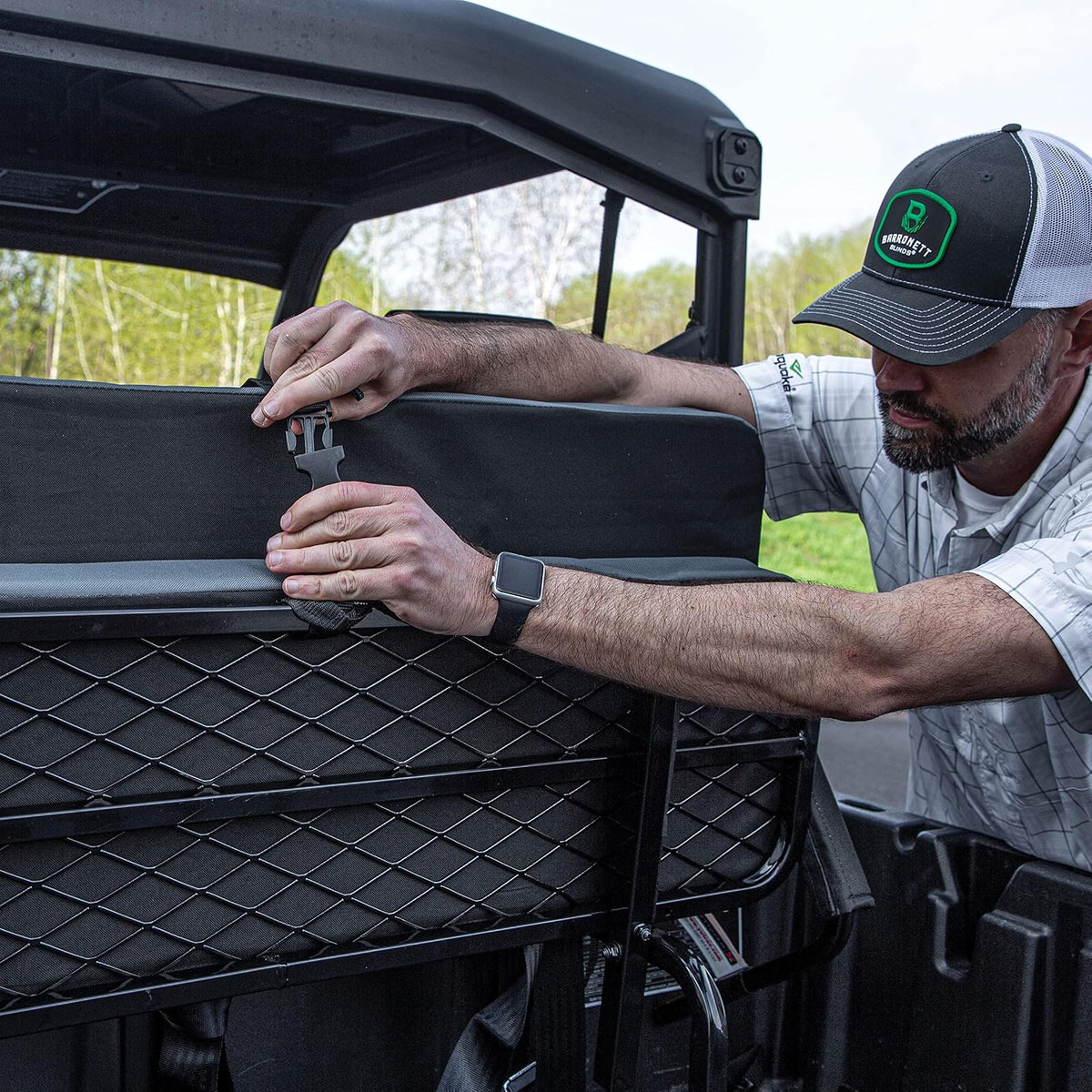 YUTRAX® - Asiento de montaje universal UTV, accesorio UTV, aumenta la capacidad de asiento, marco de acero resistente, asiento y respaldo acolchados, asiento abatible hacia arriba, fácil de montar