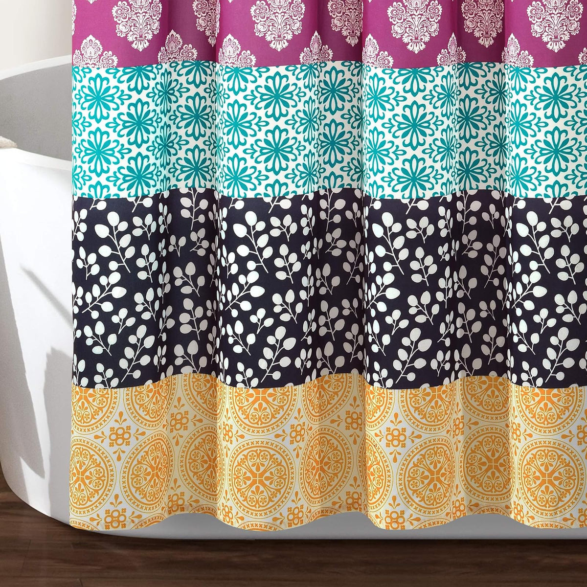Lush Decor - Cortina de Ducha de Rayas Bohemias, 72 Pulgadas de Ancho x 72 Pulgadas de Largo, Color Fucsia y Naranja - Cortina de baño - Cortina de Ducha a Rayas - Decoración Bohemia, Cortinas de