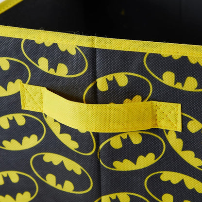 Idea Nuova Batman - Juego de 2 Cubos de Almacenamiento Plegables de Tela para niños, Cajas organizadoras con Logotipo icónico - Almacenamiento de clóset y Juguetes - Contenedores de Cubos de