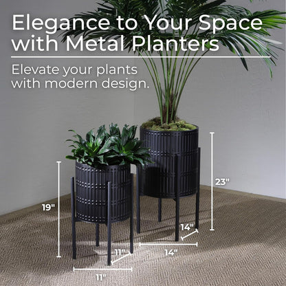 Sagebrook Home Juego de 2 Modernas macetas de Metal Negro con Soportes Soportes Decorativos para Interiores y Exteriores Elegantes macetas Altas para el hogar y el Patio de 19 y 23 Pulgadas