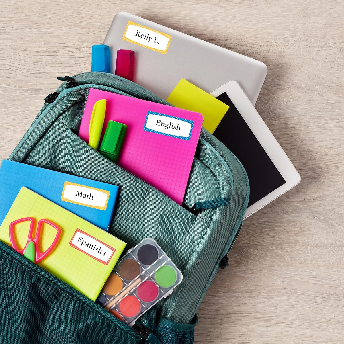 Avery - Etiquetas duraderas para equipo de niños, 3/4 pulgadas x 1-3/4 pulgadas, colores surtidos de fronteras, etiquetas resistentes al agua, escritura e imprimibles con láser/inyección de tinta, 60