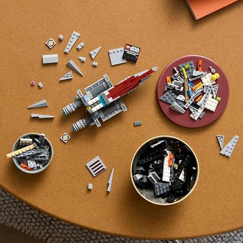 LEGO® Star Wars: El Ataque de los Clones Nave de Asalto Clase Acclamator Modelo de Nave Espacial para Construir, exhibir y coleccionar, vehículo, Regalo Creativo para Adultos 75404