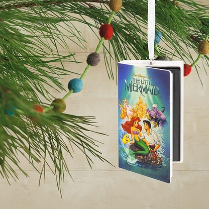 Hallmark - Cinta Decorativa de Navidad con diseño de Princesa de Disney, la Sirenita
