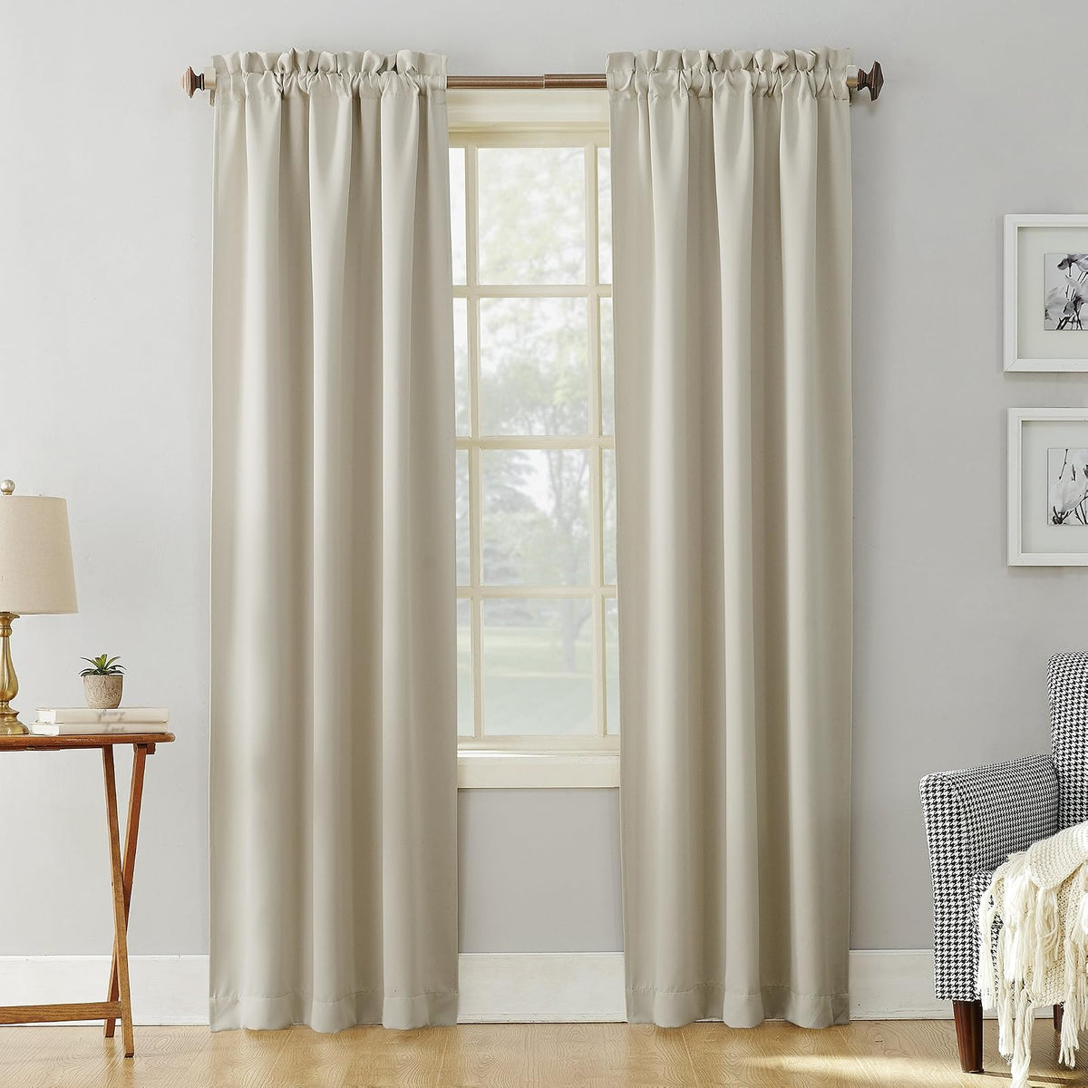 Sun Zero Andorra Panel de Cortina Transparente Flores Aplastadas Rojo - Perla - 101.6An x 213.4Al cm (1 Paneles)