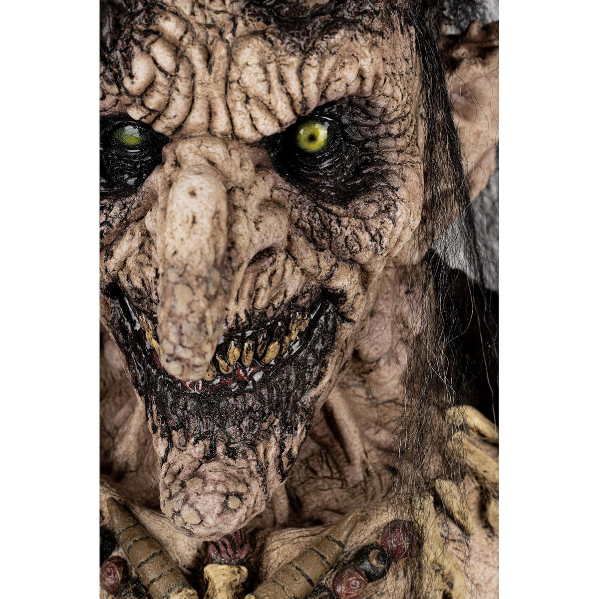 Ghoulish Productions Máscara De Látex Priestess of Hell Flesh, Accesorio Látex Cosplay Bruja, Disfraz Aterrador para Halloween y Fiestas Temáticas, Cosplay Witch Guardiana, Diseño Artesanal Head Mask