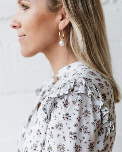 The Drop Vestido Midi Para Mujer, Con Forro y Lazo en el Cuello, Estampado Azul Claro Floral, por @jaceyduprie