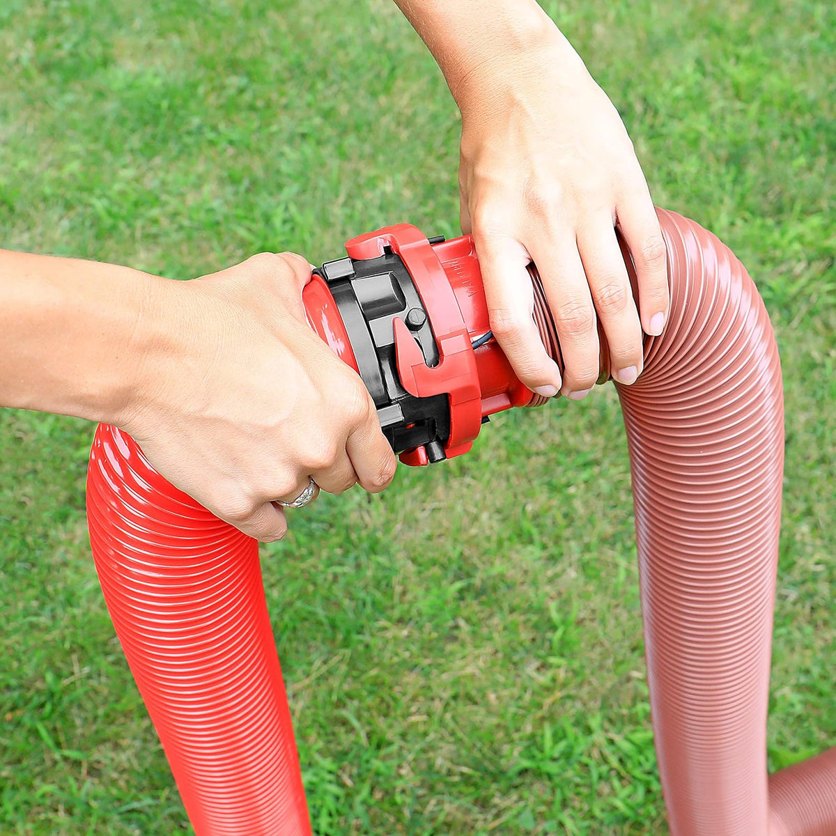 Valterra F02-3101 - Adaptador de válvula de Acoplamiento EZ para Manguera de Drenaje de RV, Color Rojo