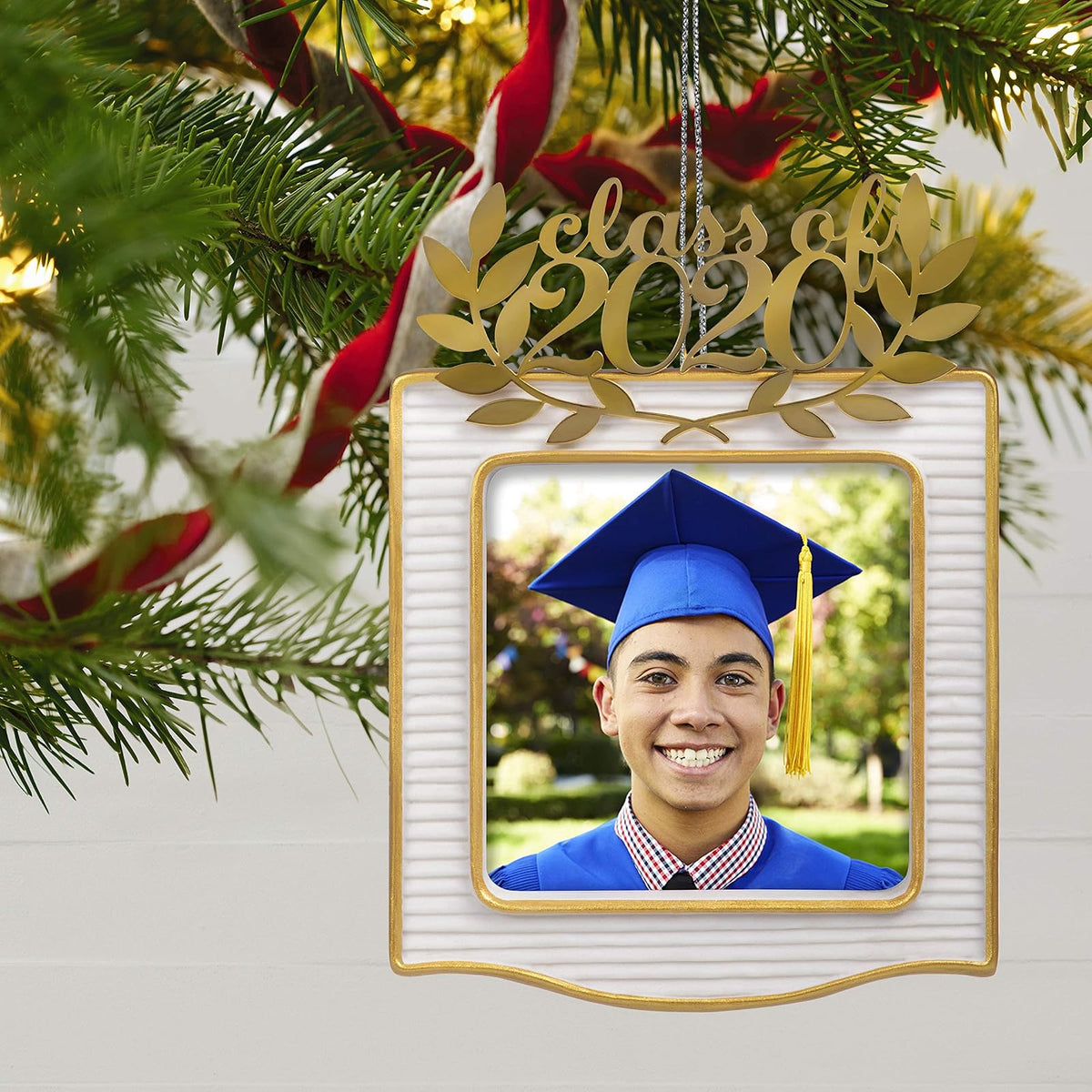 Hallmark Keepsake Adorno de Navidad 2020 Año Fechado Felicitaciones, Grad! Marco de Fotos de Porcelana y Metal