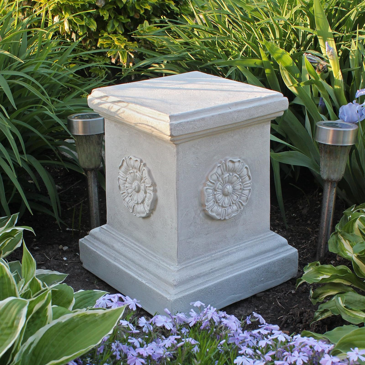Design Toscano English Rosette Garden Sculptural Plinth - Large