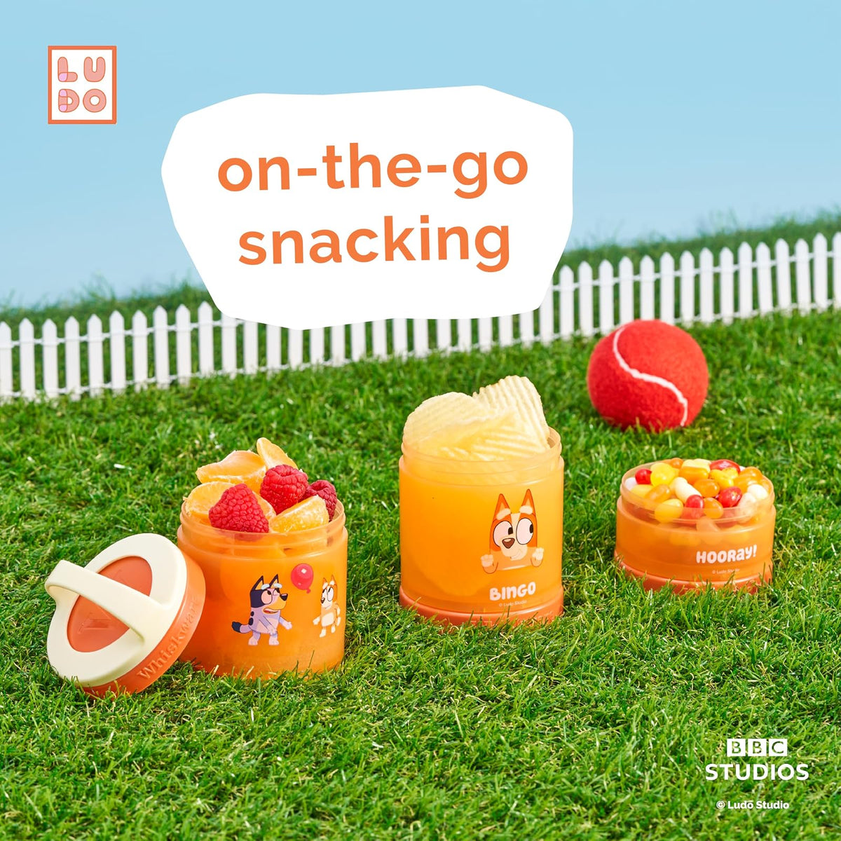 Whiskware - Contenedores apilables Bluey para aperitivos, para niños y niños, 3 tazas apilables para la escuela y los viajes, Bluey y Bingo, ¡hurra!