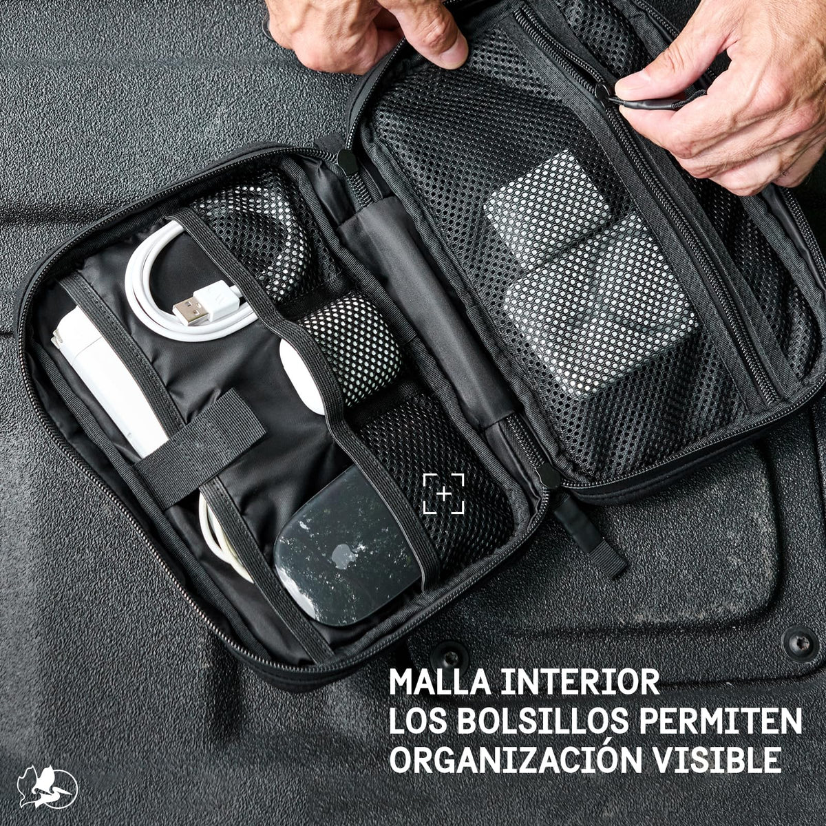 Pelican - Organizador electrónico de viaje, bolsa de tecnología portátil con múltiples bolsillos de malla de almacenamiento para cables, cargadores, batería, AirPods