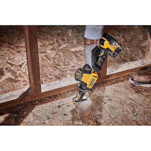 DEWALT ATOMIC 20V MAX* Sierra alternativa, con una sola mano, sin cable, solo herramienta (DCS369B)